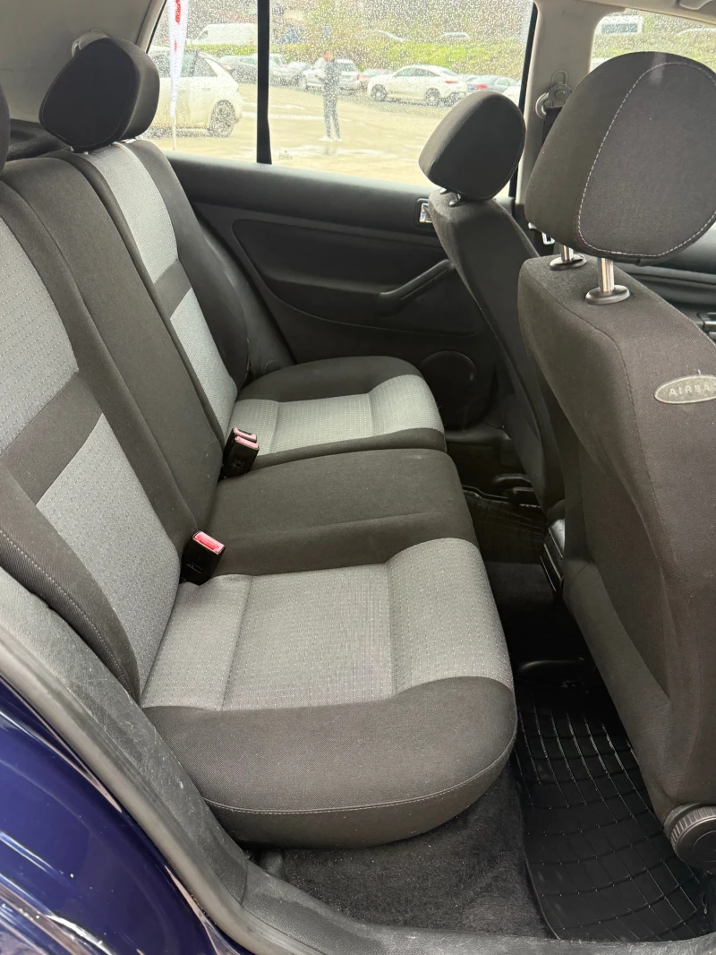 VW Golf 1.9 TDI, снимка 10 - Автомобили и джипове - 52874865