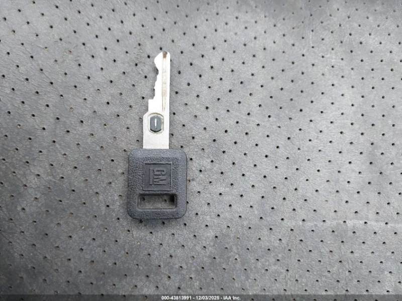 Chevrolet Corvette 5.7L V8 FI OHV F Rear Wheel Drive, снимка 3 - Автомобили и джипове - 53044512