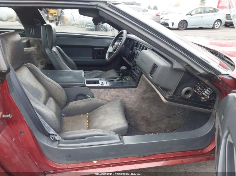 Chevrolet Corvette 5.7L V8 FI OHV F Rear Wheel Drive, снимка 7 - Автомобили и джипове - 53044512