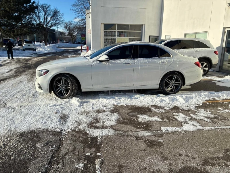 Mercedes-Benz E 300 * CARFAX * ЦЕНА ДО БГ, снимка 3 - Автомобили и джипове - 53174713