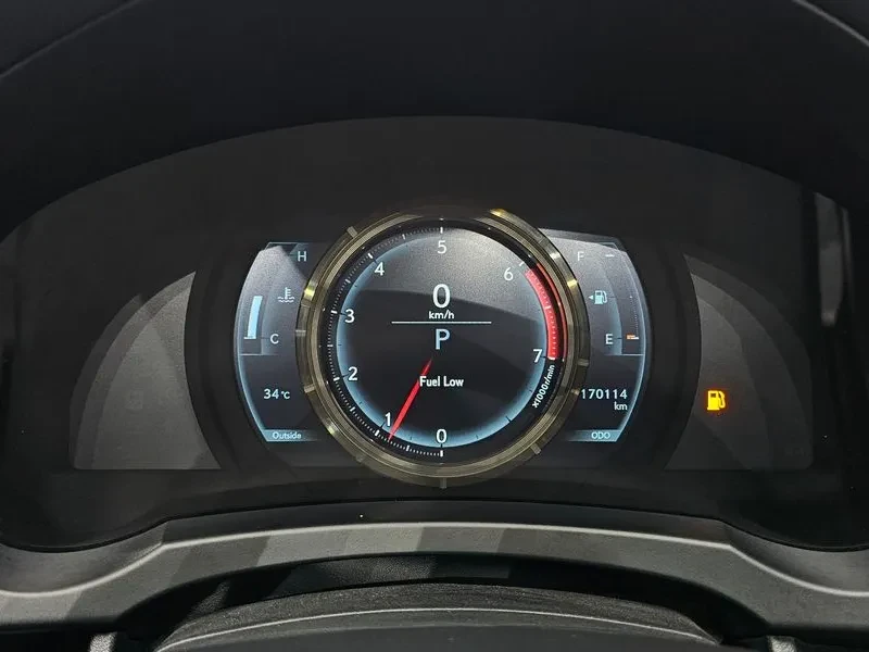 Lexus IS 200 t F-Sport, снимка 5 - Автомобили и джипове - 55526354