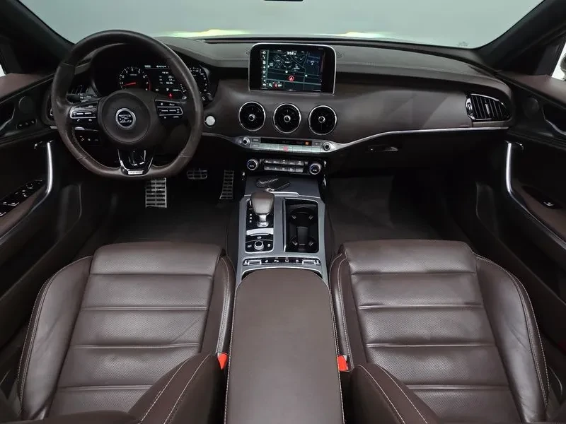 Kia Stinger 3.3 TURBO GT* HEAD UP* 360* ���������* ������� | Mobile.bg � ����������� 7