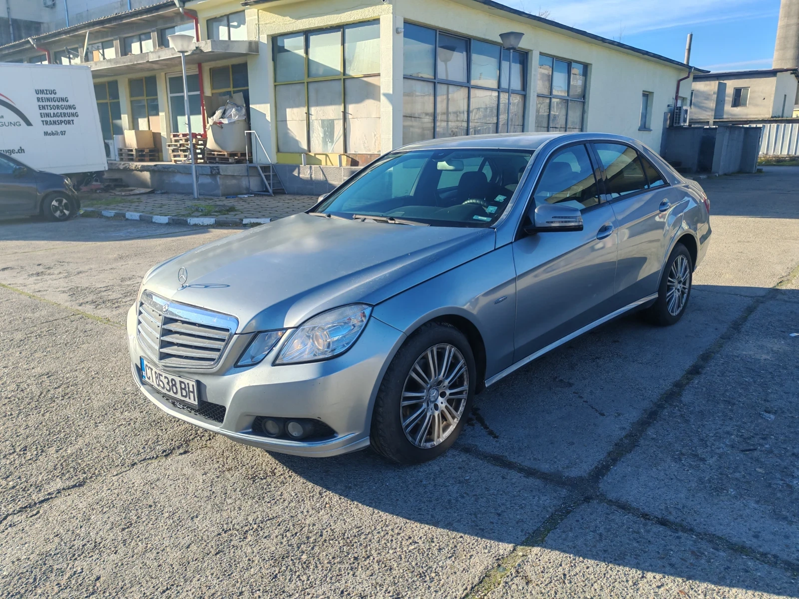 Mercedes-Benz E 220, снимка 1