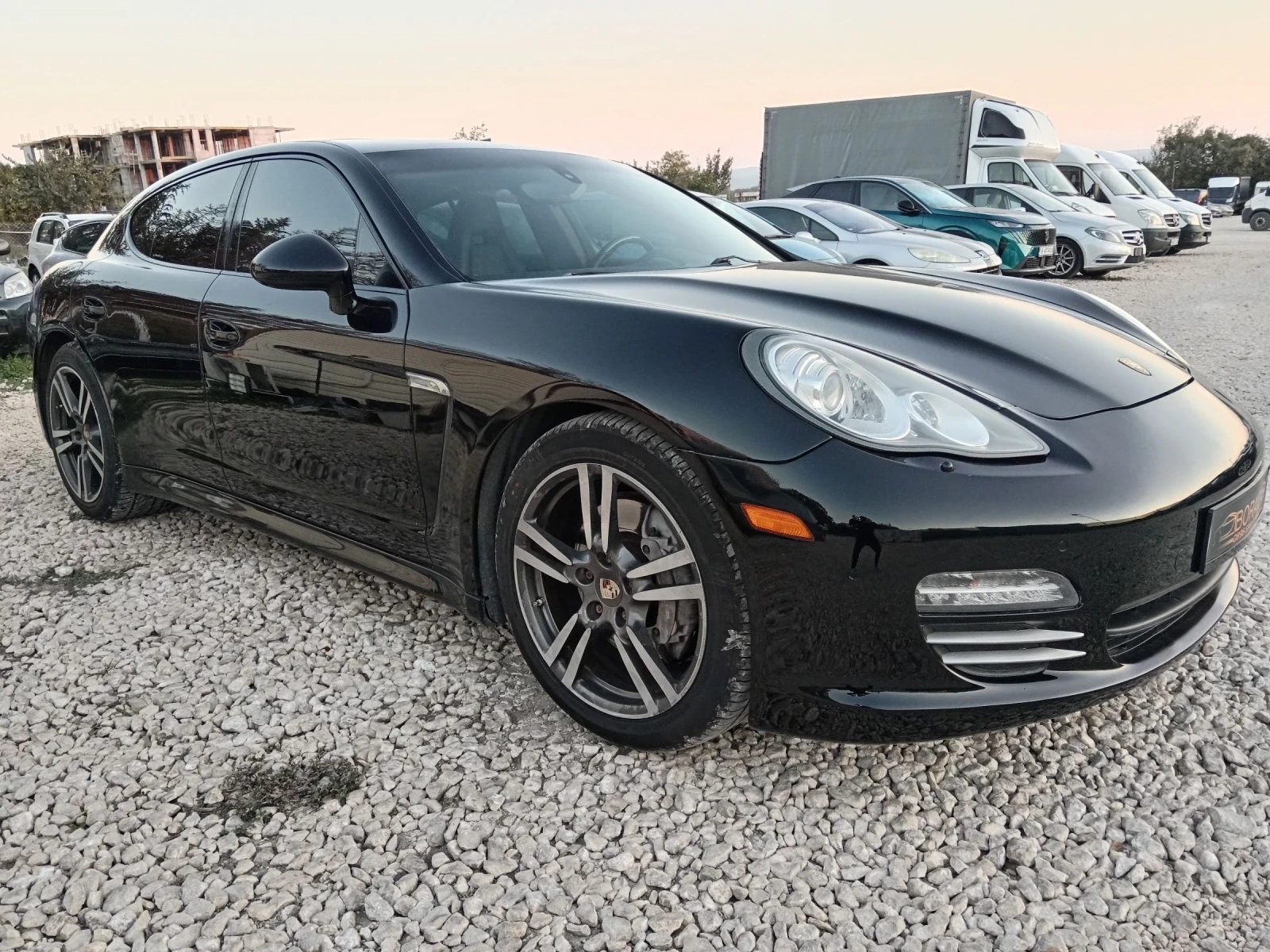 Porsche Panamera 4-3.6i-300к.с. - изображение 3