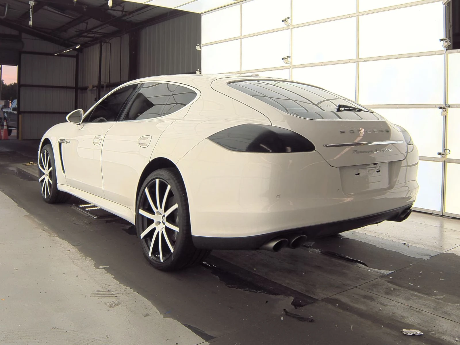 Porsche Panamera S* HYBRID* BOSE* NAVI* ПОДГРЕВ* КАМЕРА* ПАМЕТ* ШОУ - изображение 5