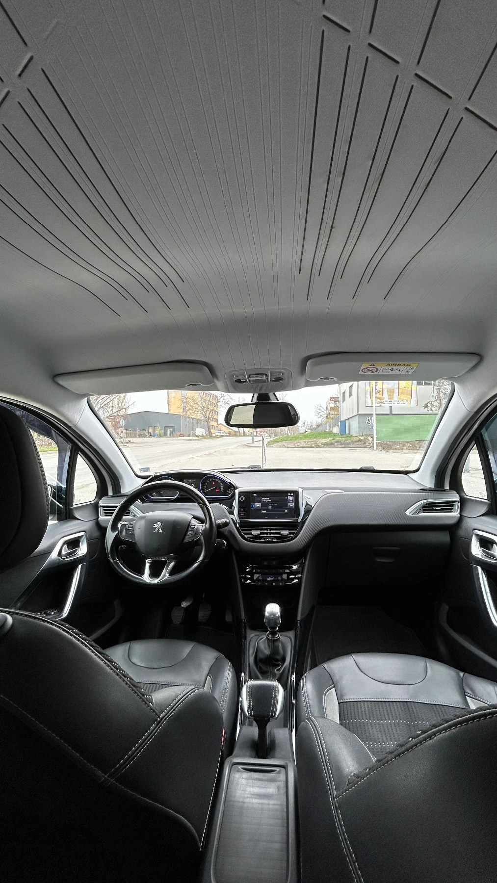 Peugeot 2008 1.6 blueHDI - изображение 2