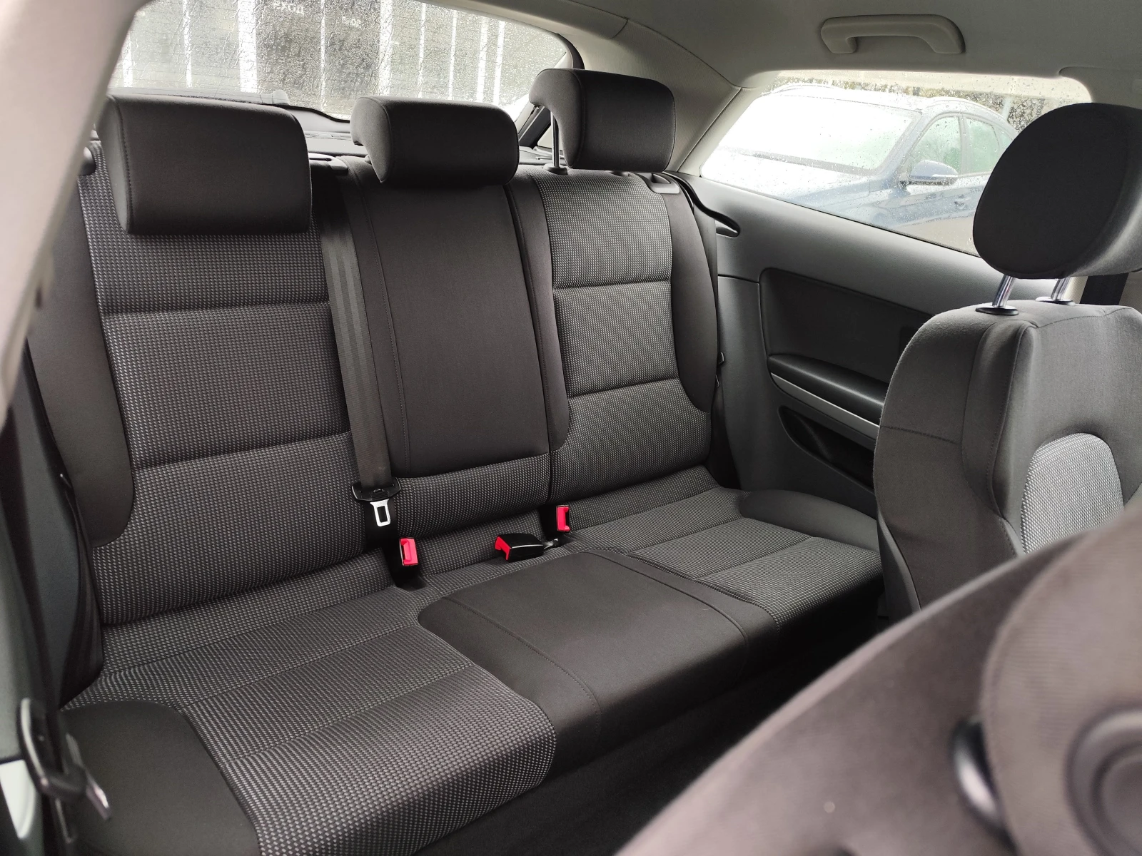 Audi A3 1.6TDi* FACELIFT* EURO5A* Klimatronik* , снимка 10 - Автомобили и джипове - 54063529