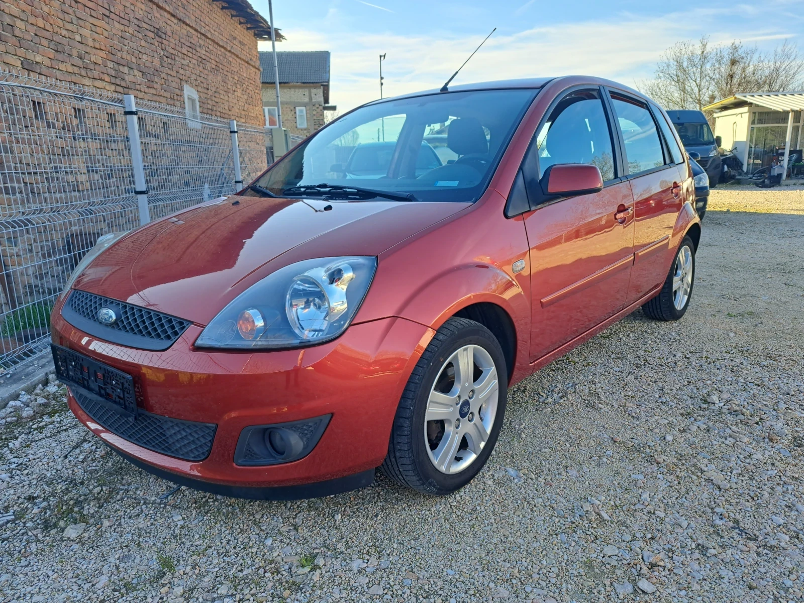 Ford Fiesta 1.3i | Auto.bg — изображение 1