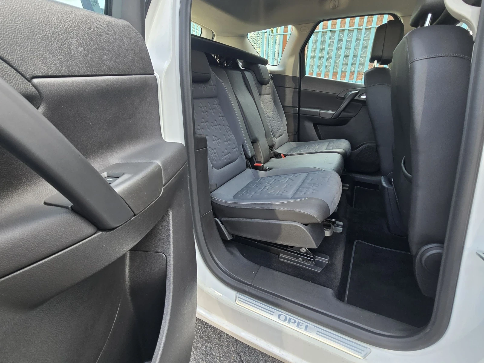 Opel Meriva 1.4 100ks , снимка 13 - Автомобили и джипове - 54462899
