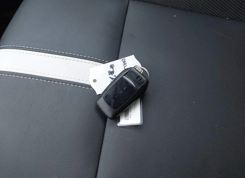 Toyota Camry, снимка 10 - Автомобили и джипове - 54556550