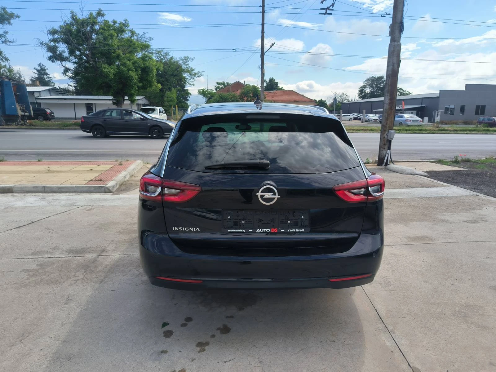 Opel Insignia 1.6d-Navi-Automat-Kamera-Keyless-Euro-6D, снимка 6 - Автомобили и джипове - 54759458