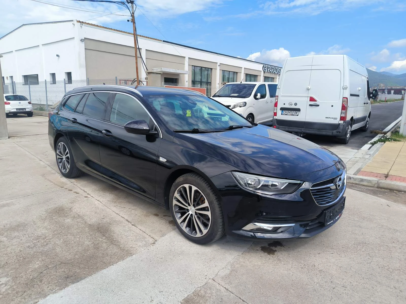 Opel Insignia 1.6d-Navi-Automat-Kamera-Keyless-Euro-6D, снимка 3 - Автомобили и джипове - 54759458