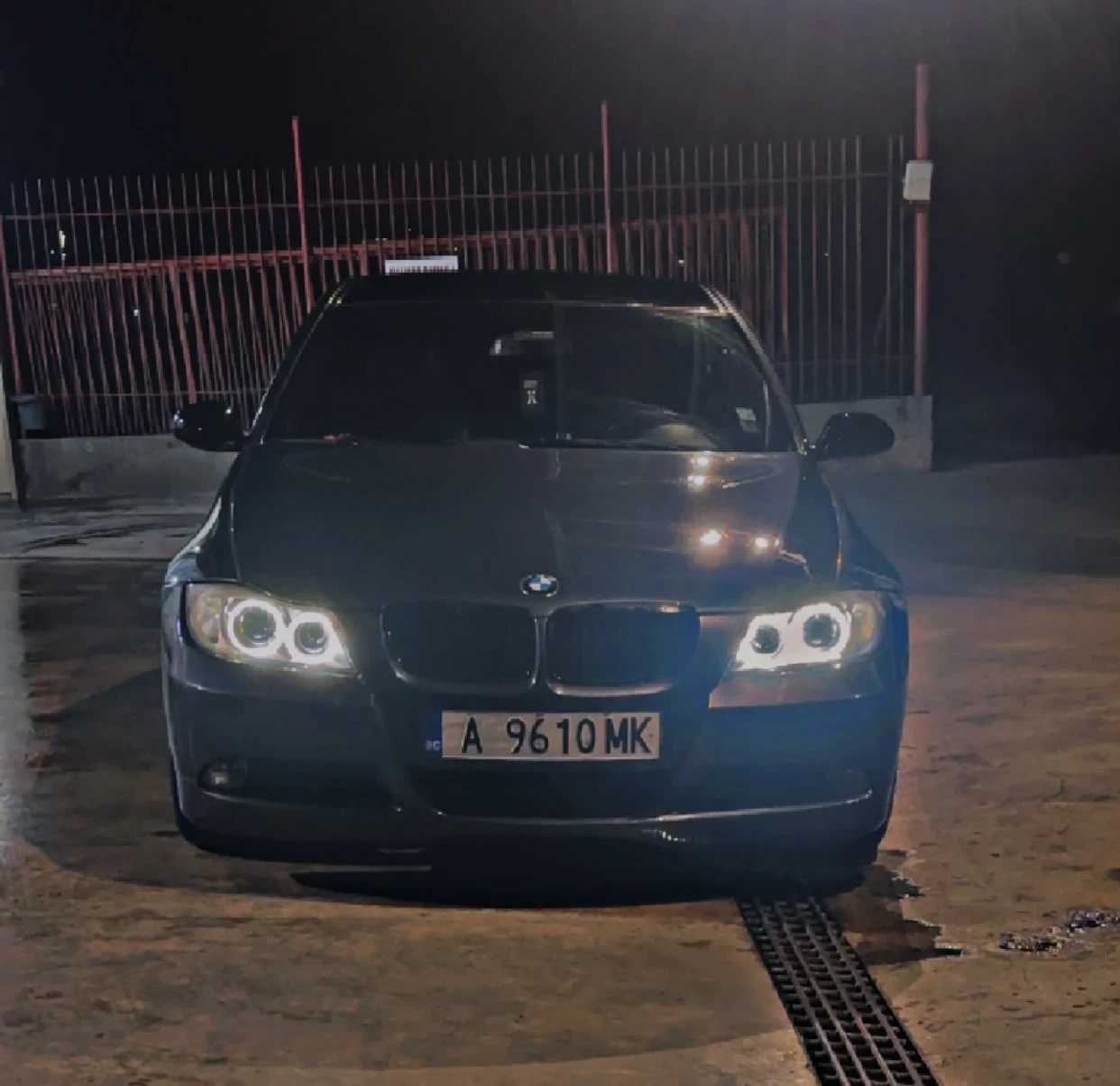 BMW 320