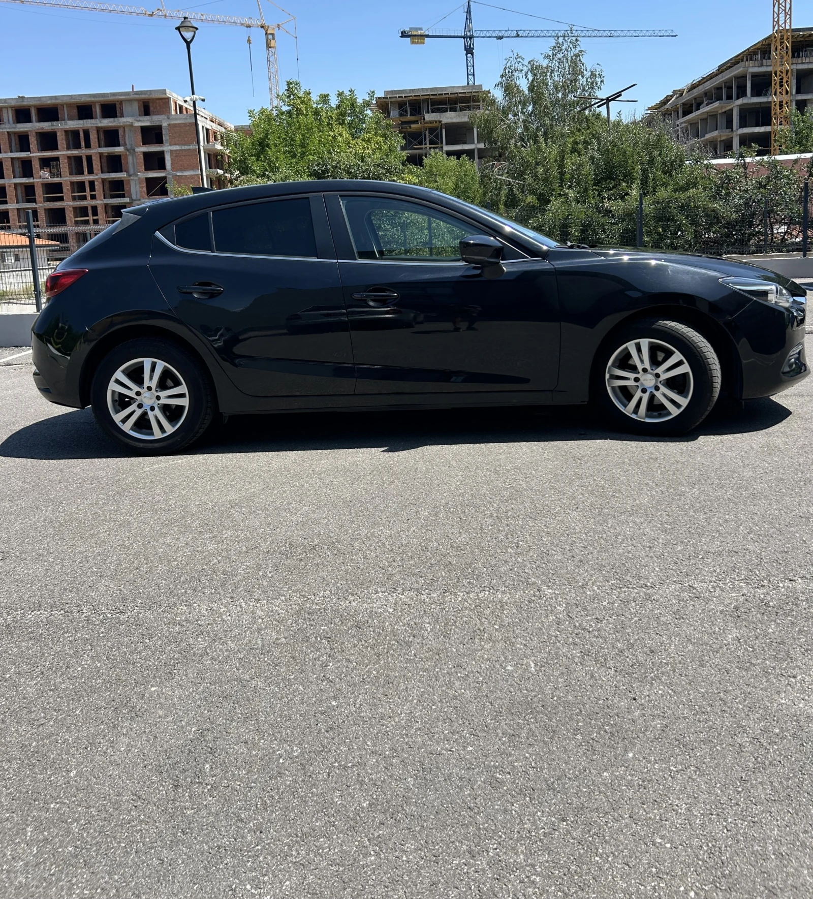 Mazda 3 2.2 Sky Activ, снимка 5 - Автомобили и джипове - 55363244