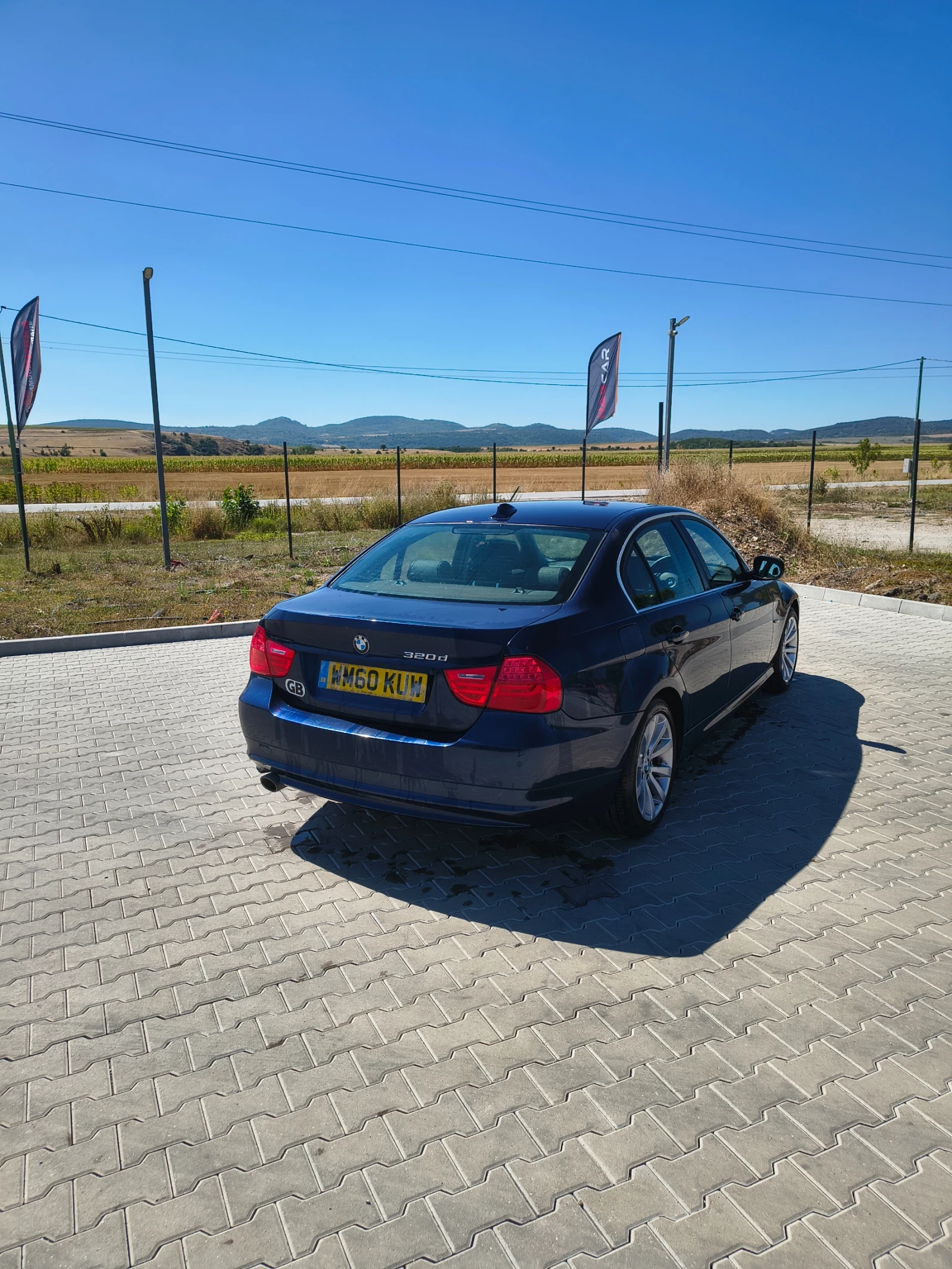 BMW 320, снимка 6 - Автомобили и джипове - 55678938