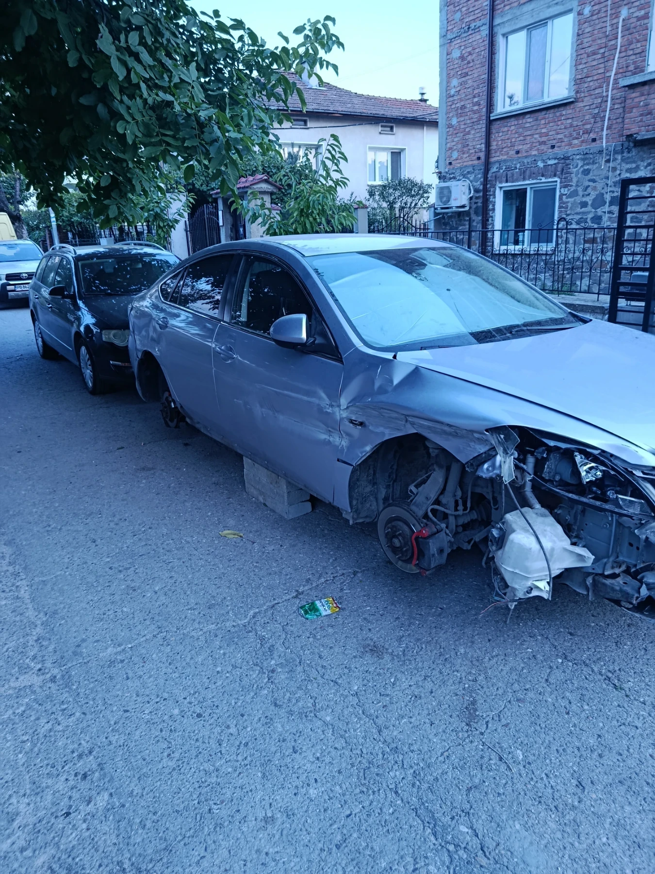 Mazda 6 2.0 d 140кс На части, снимка 3 - Автомобили и джипове - 55682524
