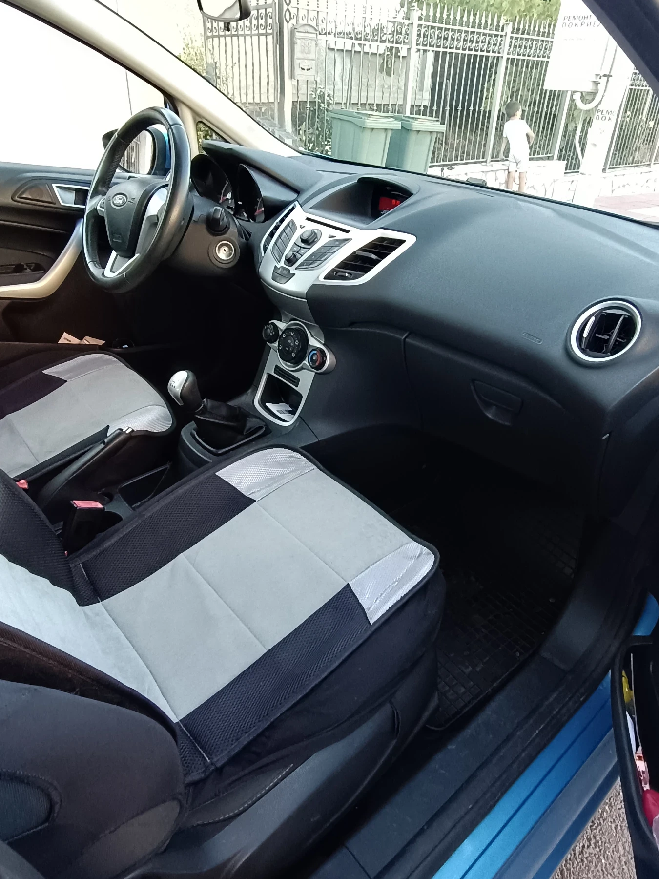 Ford Fiesta, снимка 10 - Автомобили и джипове - 55722851
