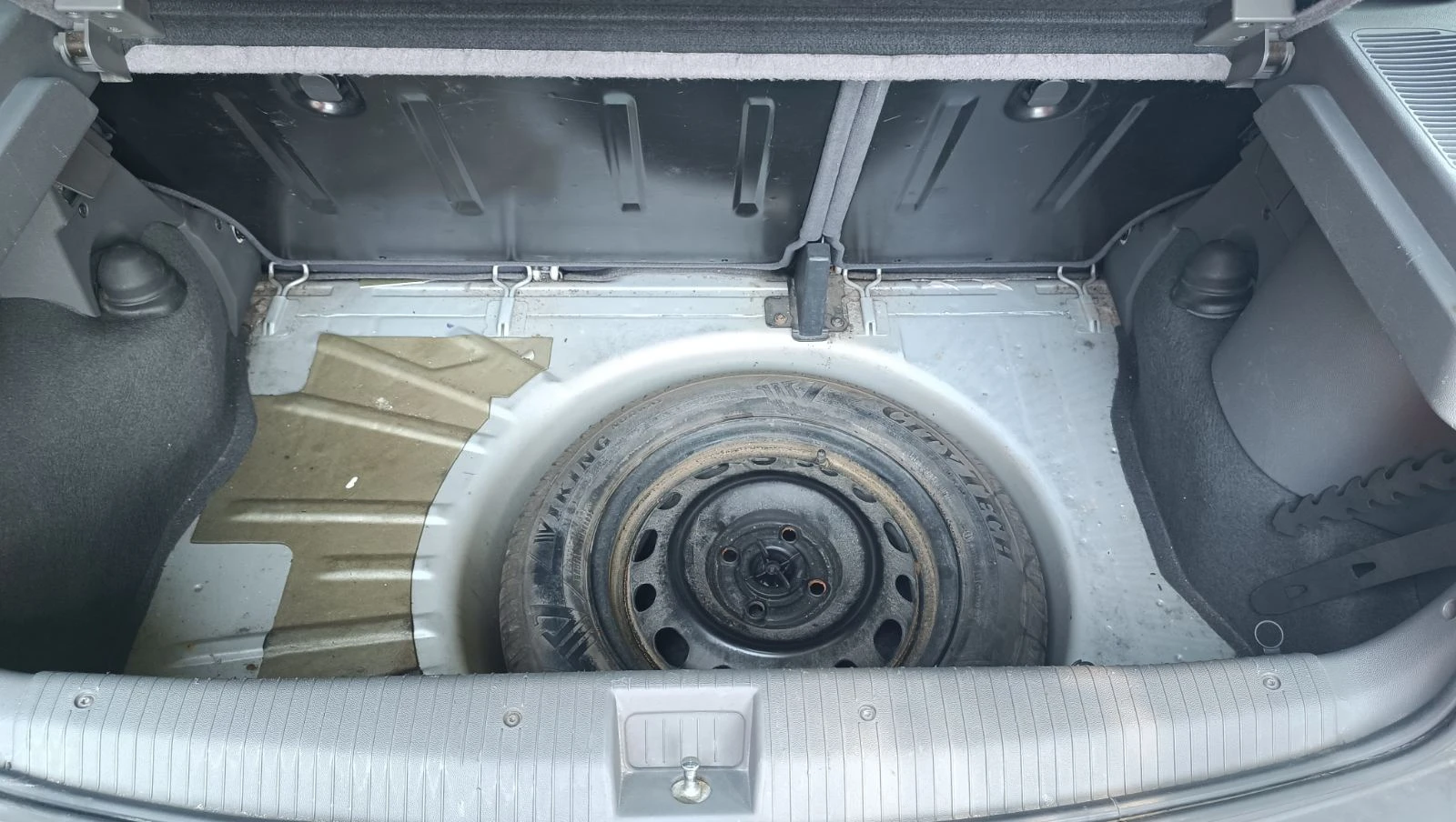 Opel Corsa, снимка 10 - Автомобили и джипове - 55768964