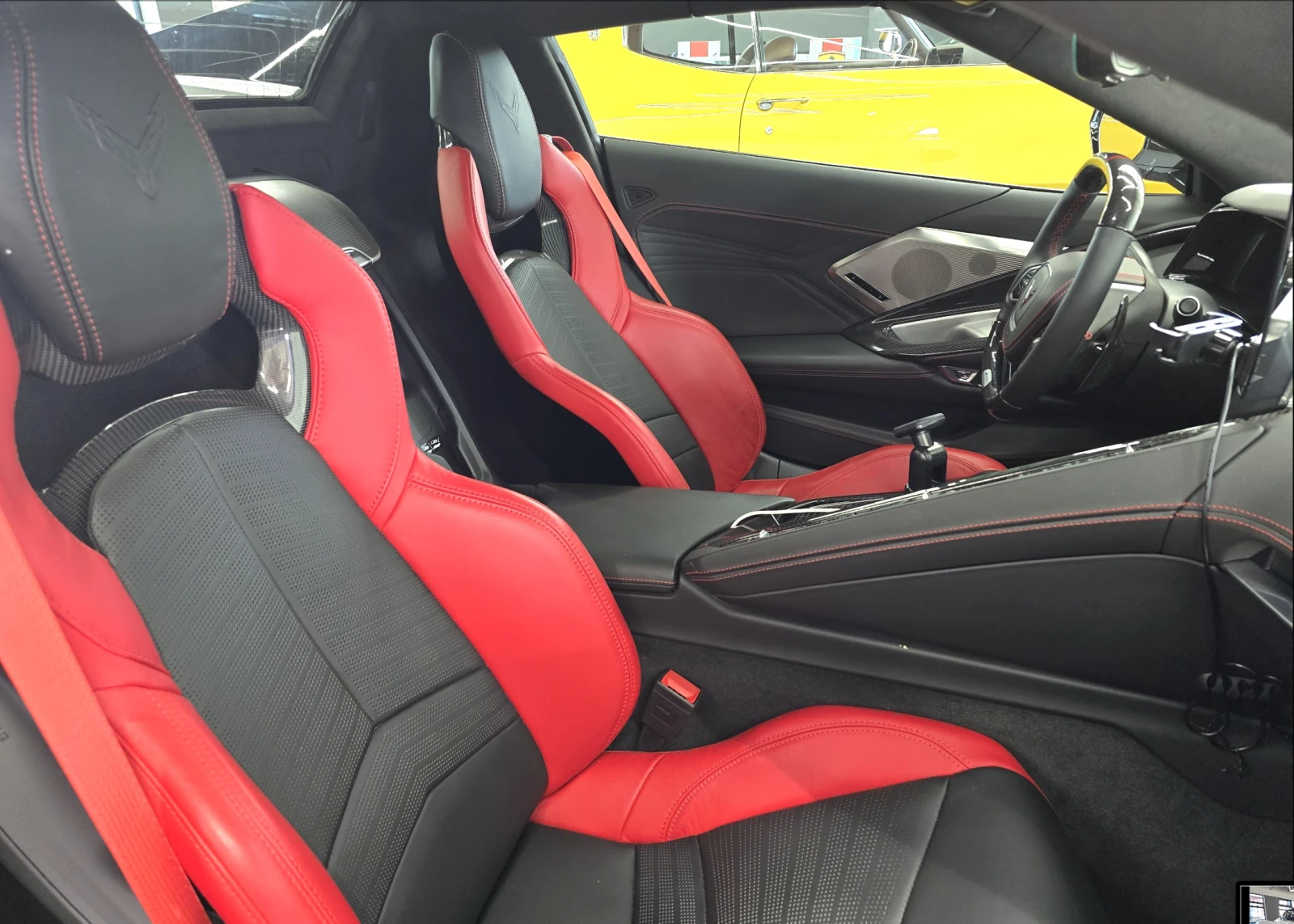Corvette Z06 3LZ* 670HP* CABRIO* CERAMIC* CARBON AERO* LIFT | Mobile.bg � ����������� 13