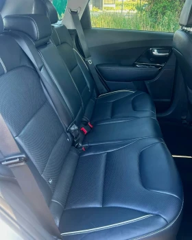 Kia Niro SOH100%/Premium, снимка 10