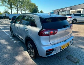 Kia Niro SOH100%/Premium, снимка 2