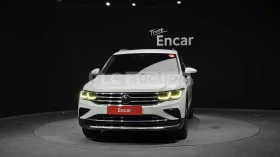 VW Tiguan ПОДГРЕВИ * КОЖЕН САЛОН * KEYLESS - 21900 € / 42832.68 лв. - 48308805 3