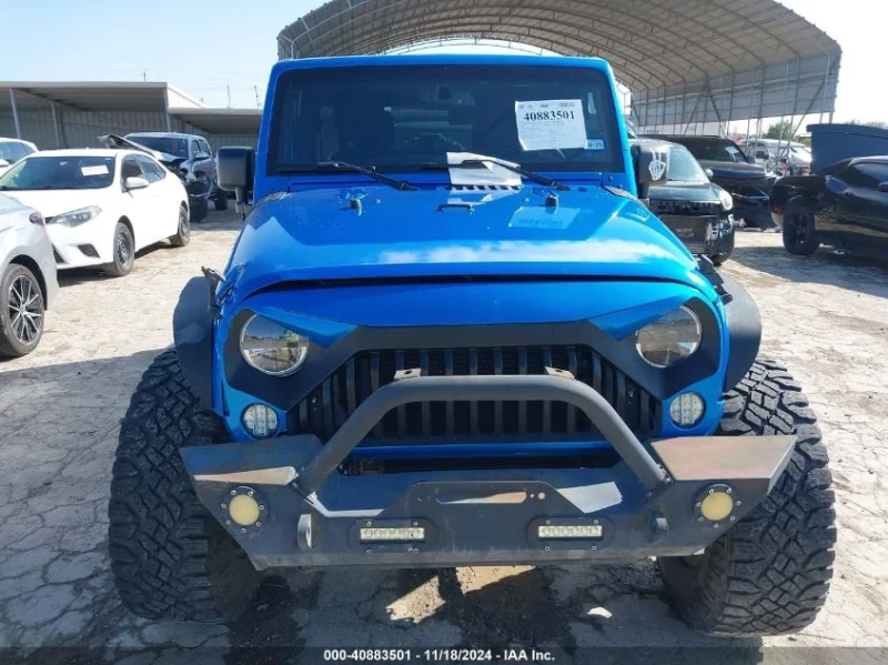 Jeep Wrangler, снимка 2 - Автомобили и джипове - 48717925