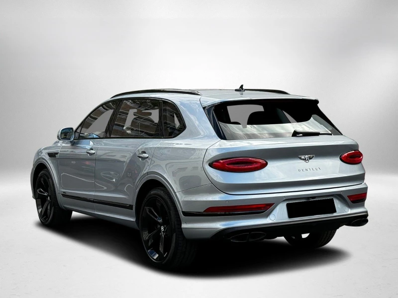 Bentley Bentayga V8/ LONG/ AZURE/ BLACKLINE/ CARBON/ NAIM/ PANO/ TV, снимка 5 - Автомобили и джипове - 48726783