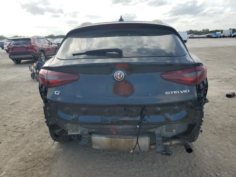 Alfa Romeo Stelvio, снимка 5 - Автомобили и джипове - 49437500