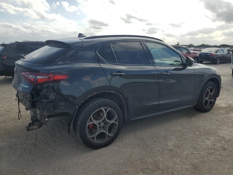 Alfa Romeo Stelvio, снимка 6 - Автомобили и джипове - 49437500