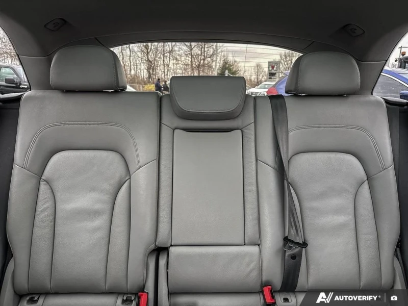 Audi Q5 * 2.0T Progressiv * CARFAX * ЦЕНА ДО БГ, снимка 14 - Автомобили и джипове - 52805081