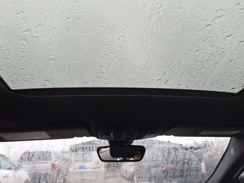 Mercedes-Benz GLA 250 CARFAX /Кожа/Нави/Подгрев/Панорама, снимка 11 - Автомобили и джипове - 53571311