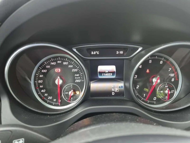 Mercedes-Benz GLA 250 CARFAX /Кожа/Нави/Подгрев/Панорама, снимка 9 - Автомобили и джипове - 53571311