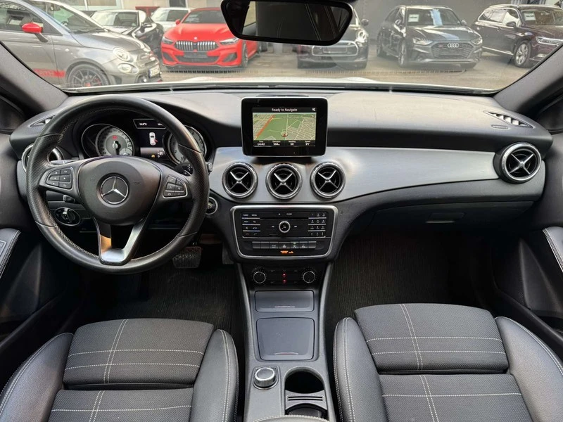 Mercedes-Benz GLA 200, снимка 11 - Автомобили и джипове - 55517665