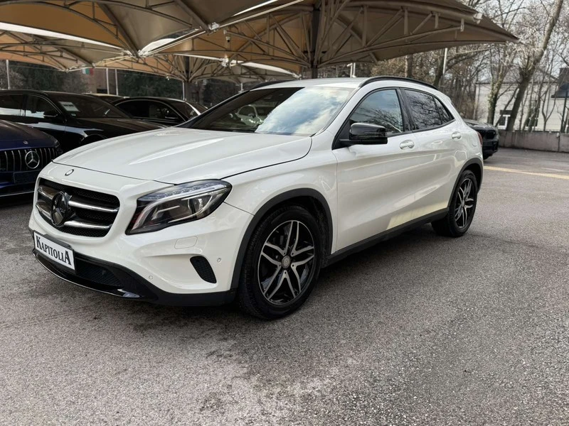 Mercedes-Benz GLA 200, снимка 2 - Автомобили и джипове - 55517665