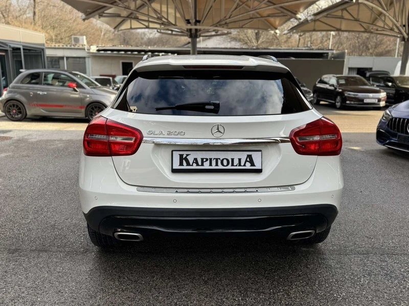 Mercedes-Benz GLA 200, снимка 5 - Автомобили и джипове - 55517665