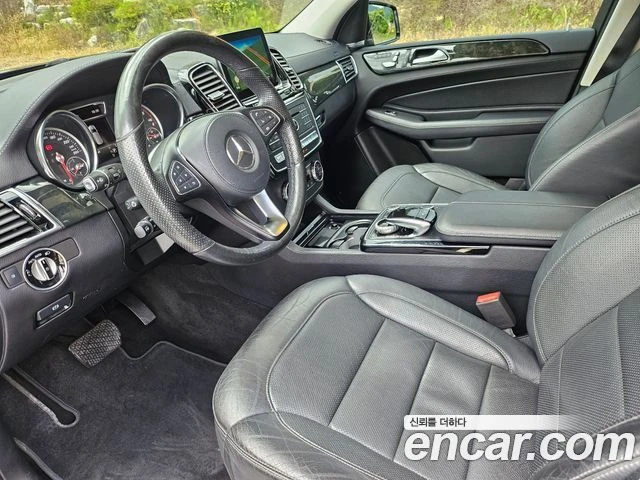 Mercedes-Benz GLS 350, снимка 8 - Автомобили и джипове - 56089318