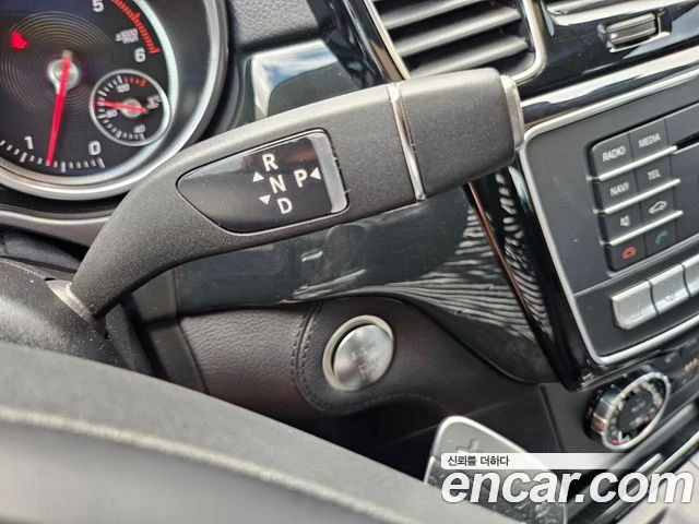 Mercedes-Benz GLS 350, снимка 13 - Автомобили и джипове - 56089318