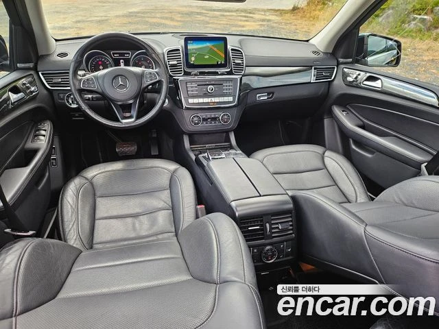 Mercedes-Benz GLS 350, снимка 16 - Автомобили и джипове - 56089318