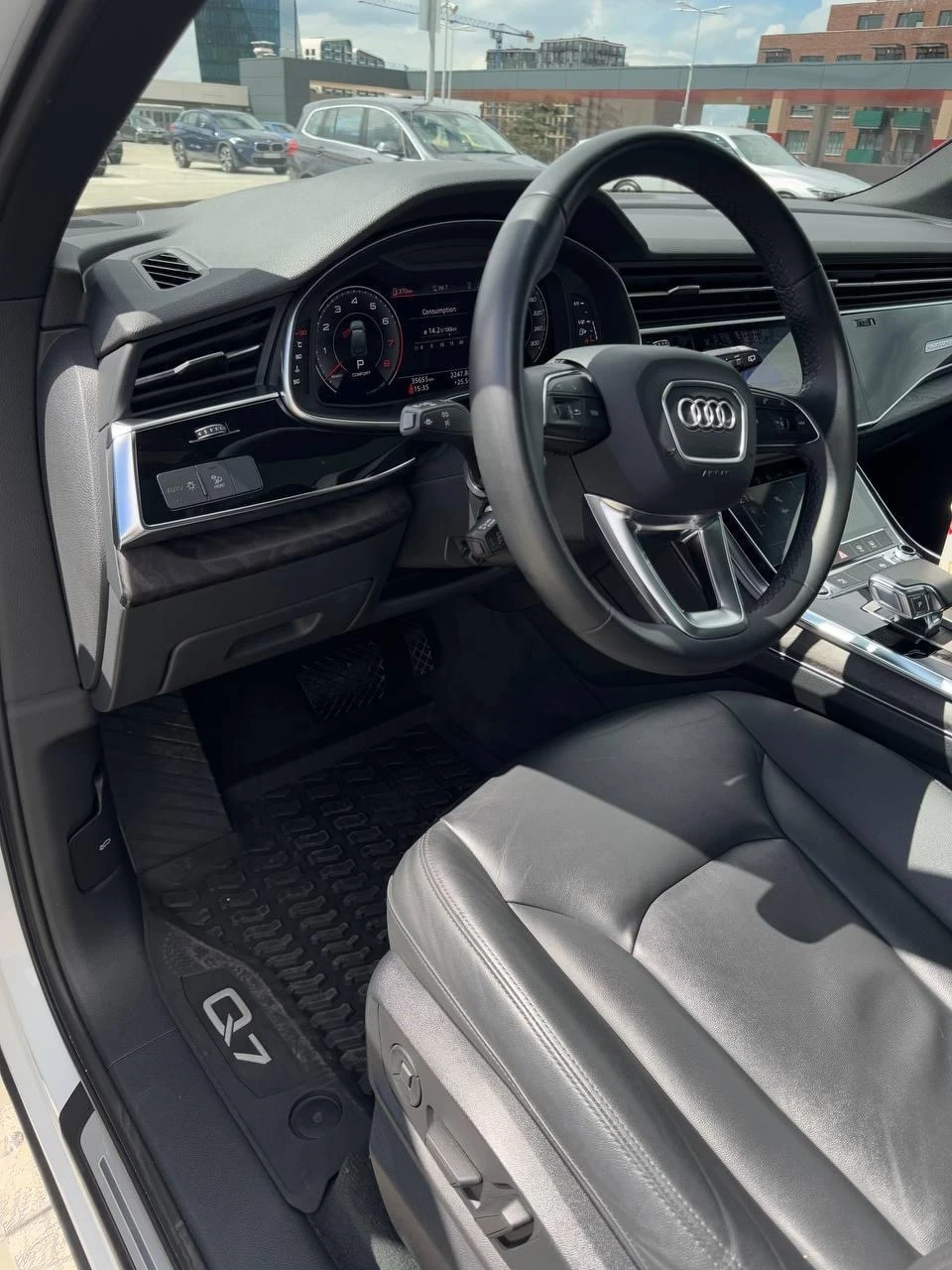 Audi Q7 Q7 Progressive 55-TFSI S-Line - изображение 4