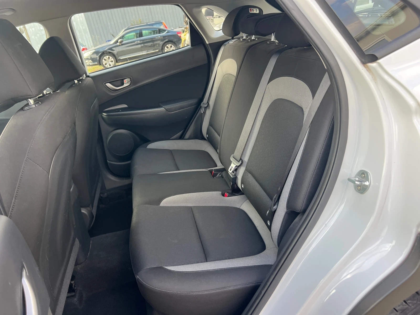 Hyundai Kona 1.6 CRDI-116../Euro6D/ Navi/ Camera/ Lane assist | Mobile.bg   12