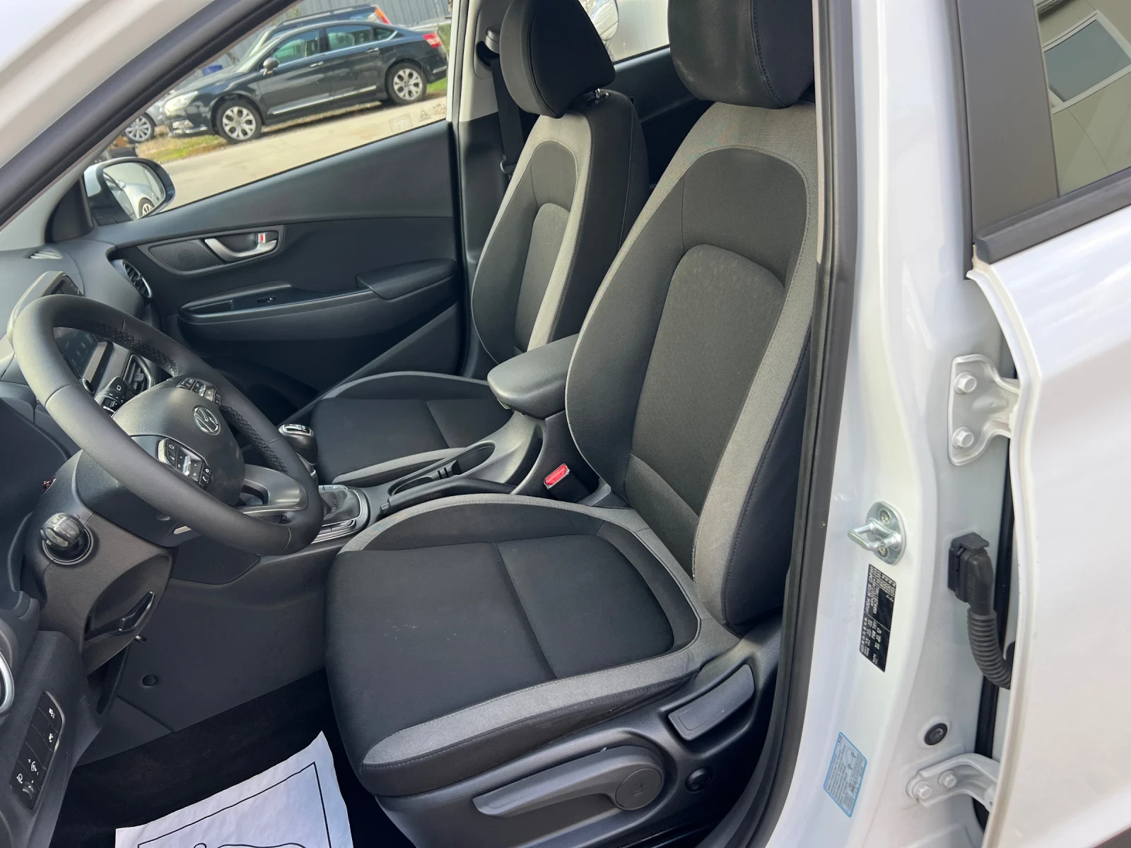 Hyundai Kona 1.6 CRDI-116../Euro6D/ Navi/ Camera/ Lane assist | Mobile.bg   11