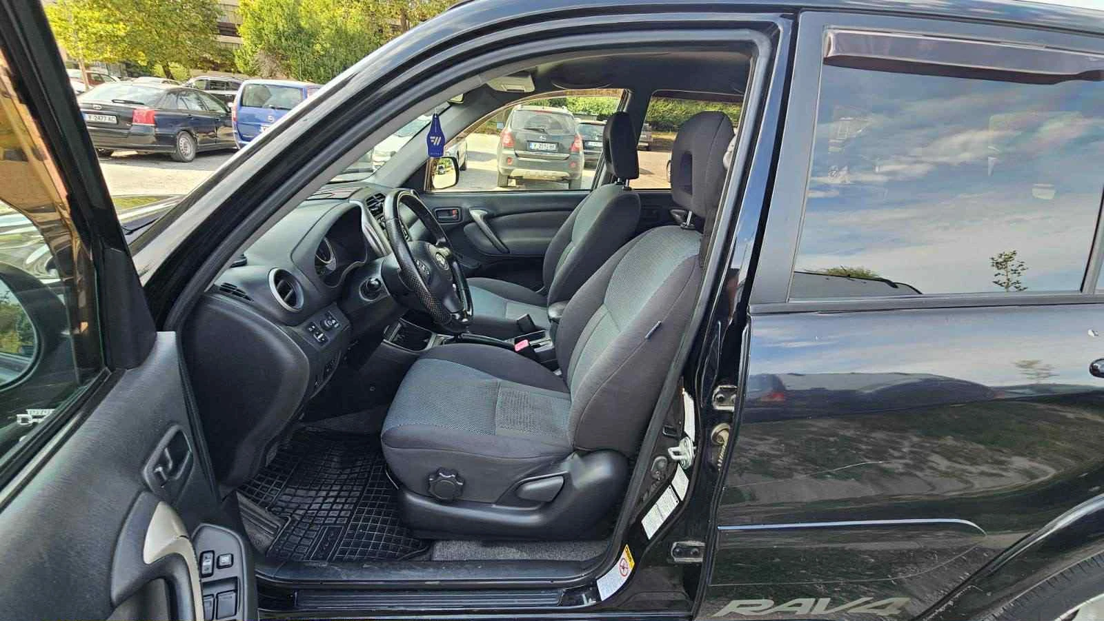 Toyota Rav4  - изображение 10