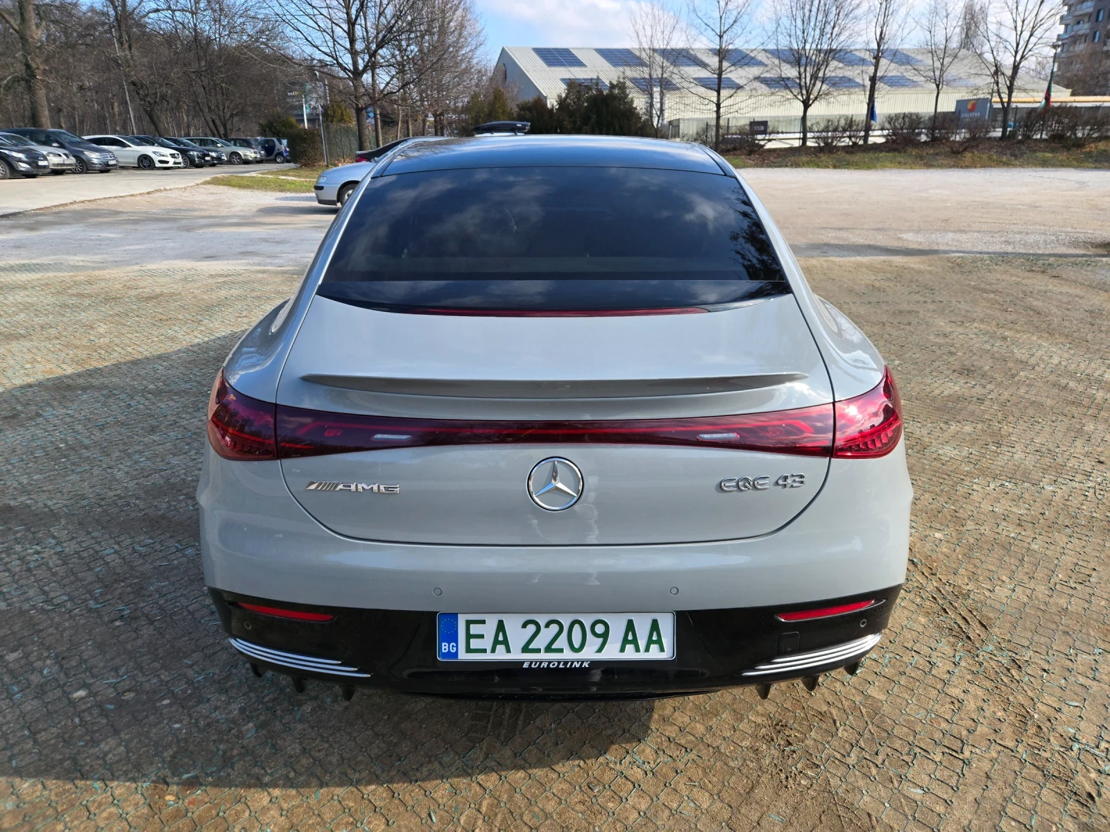 Mercedes-Benz EQE 43 AMG HYPERSCREEN - изображение 10