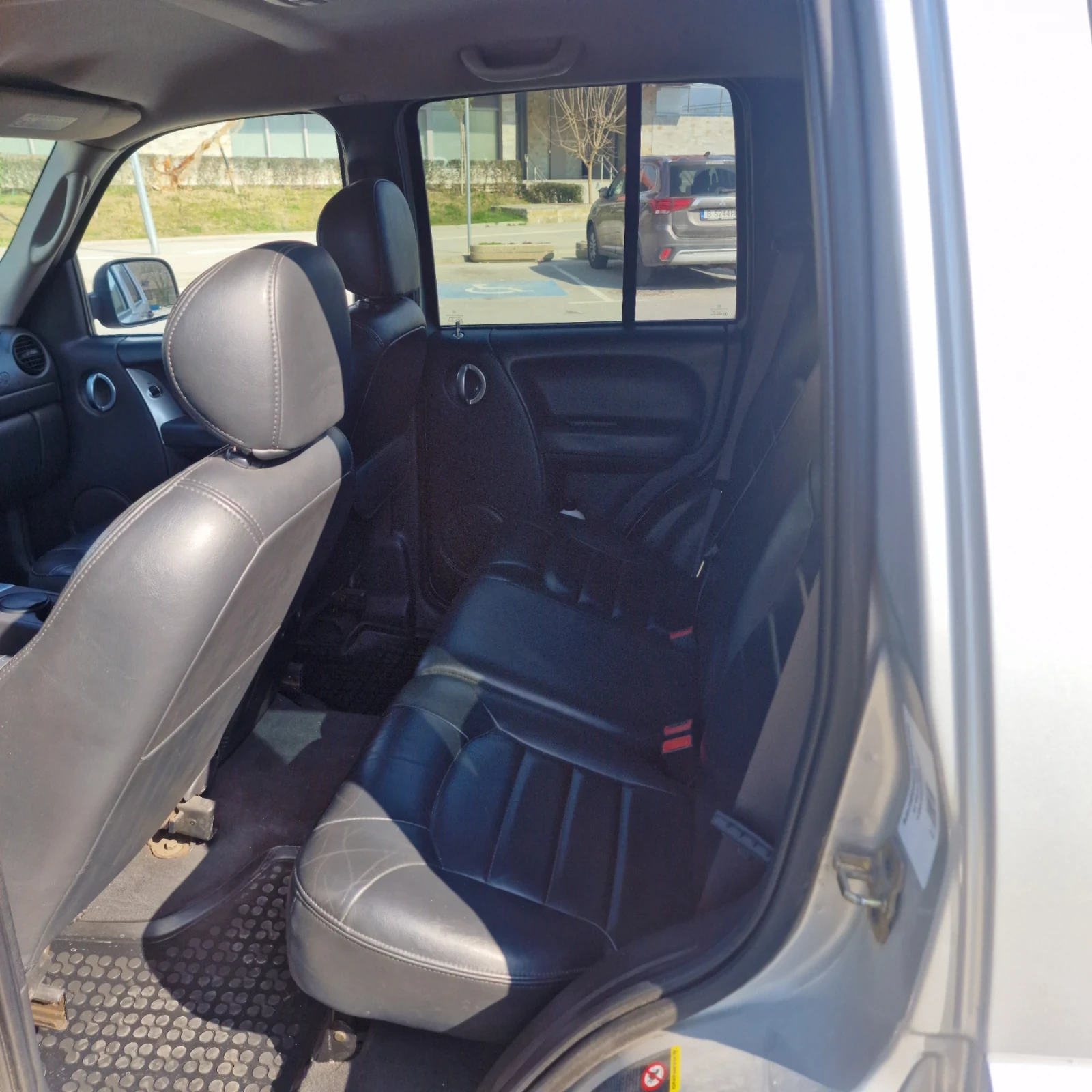 Jeep Cherokee, снимка 10 - Автомобили и джипове - 53844374