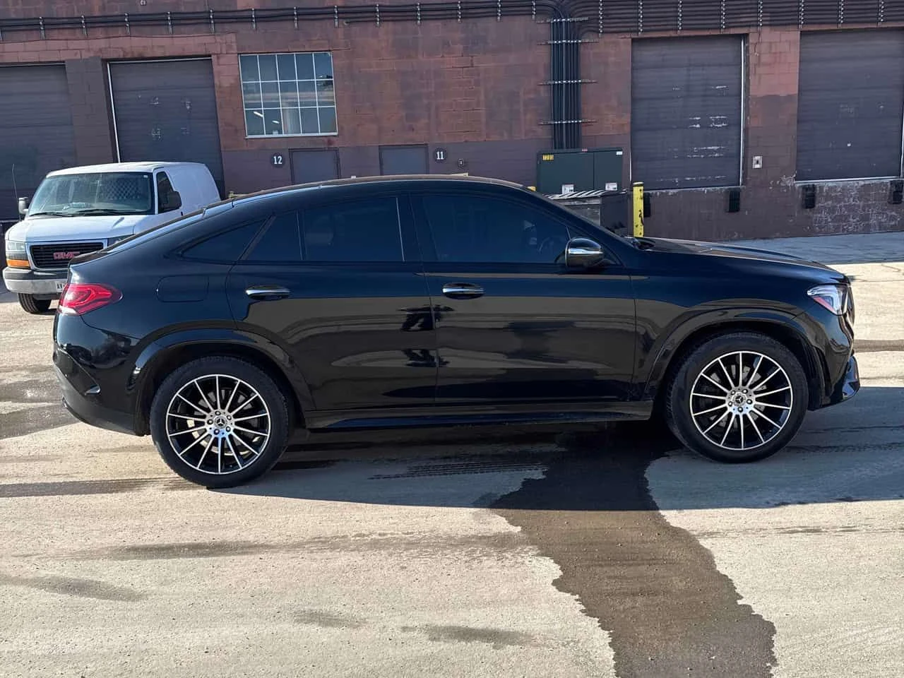 Mercedes-Benz GLE 450 4MATIC Coupe/ДИСТРОНИК/BURMESTER/ПАНОРАМА/HUD, снимка 4 - Автомобили и джипове - 54005616