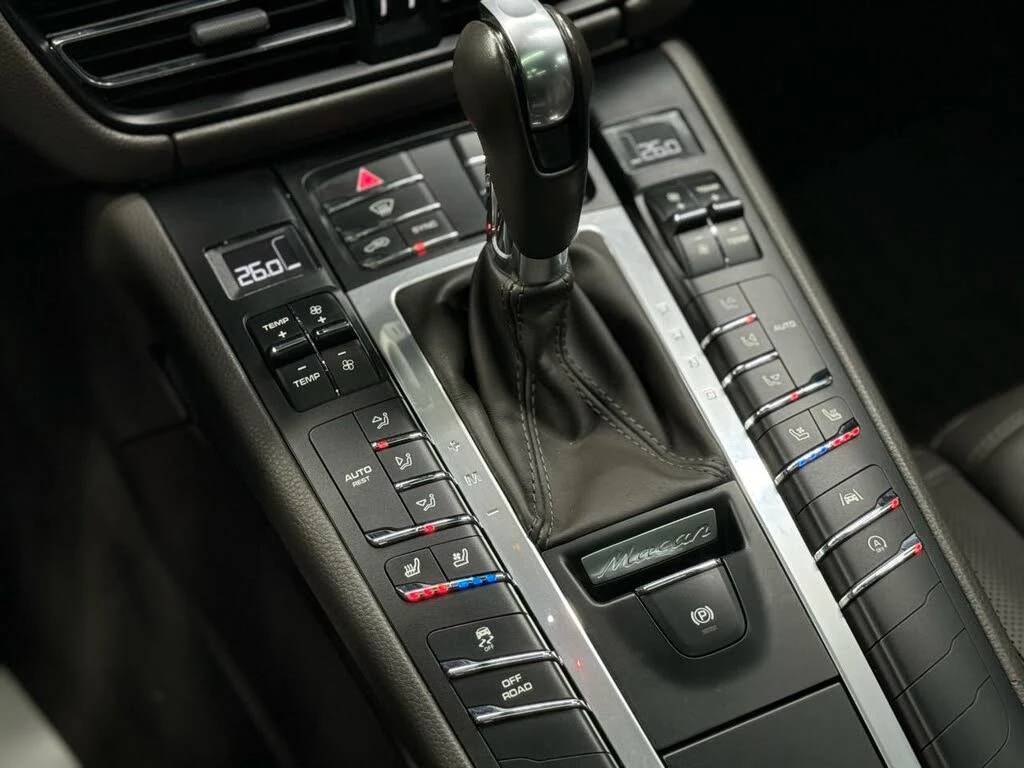 Porsche Macan 2019 Porsche Macan S AWD, снимка 12 - Автомобили и джипове - 54383374