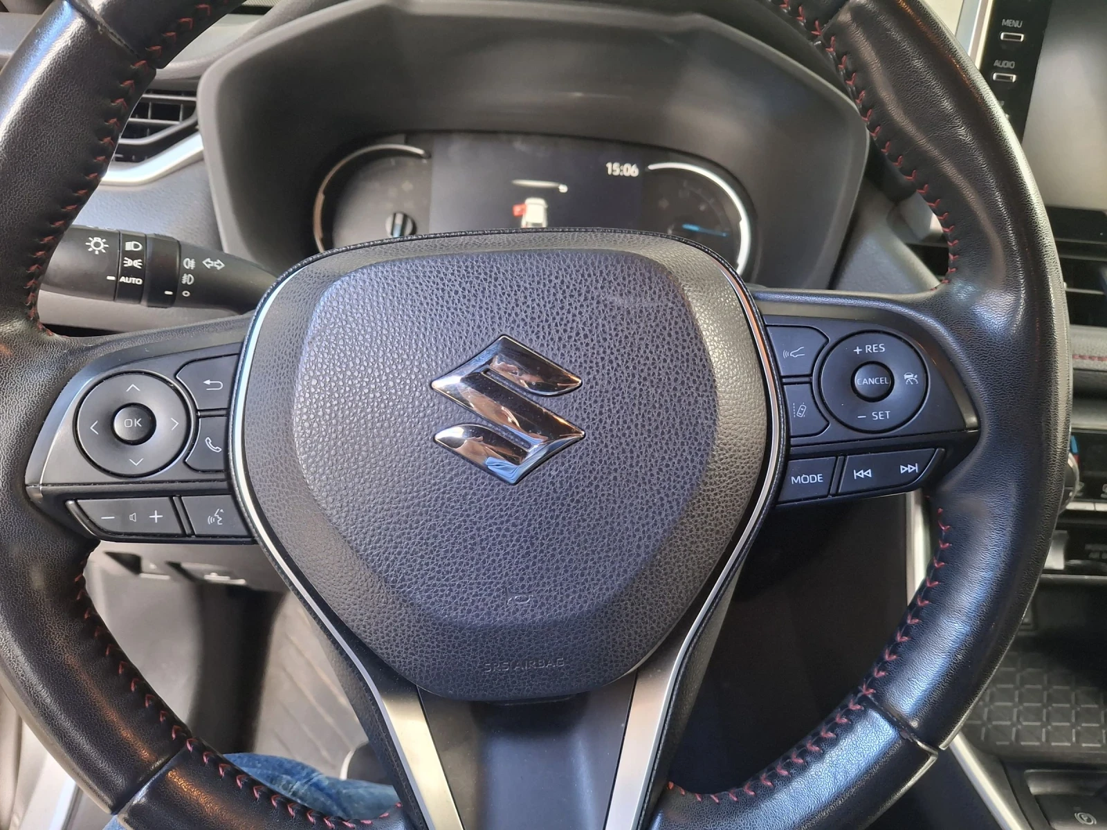 Suzuki Across 2.5 P-HEV 306HP COMFORT+ , снимка 13 - Автомобили и джипове - 54528871