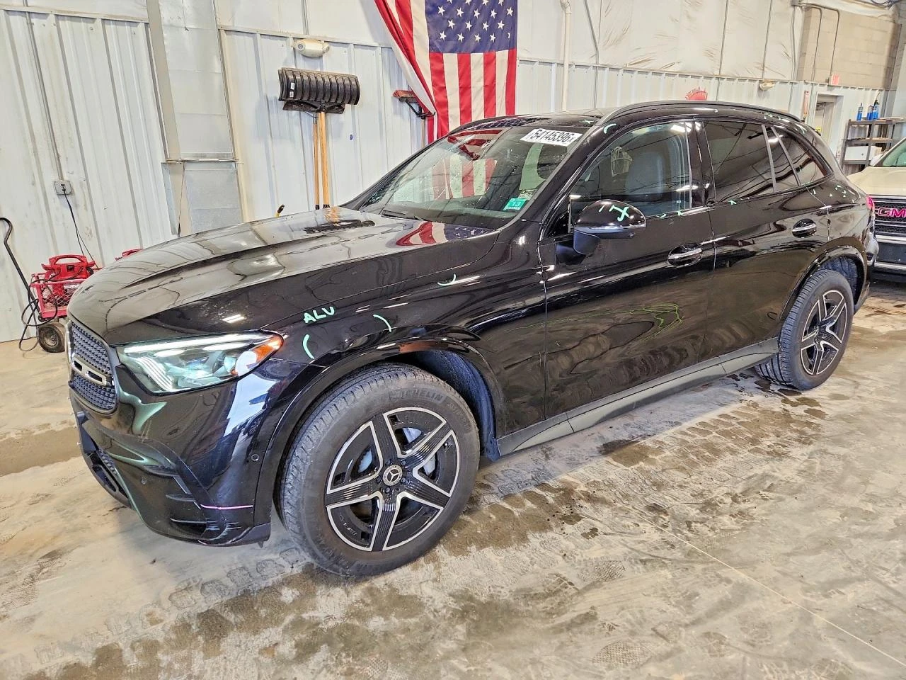Mercedes-Benz GLC 300 * 4MATIC* DIS* 360* PANO* 