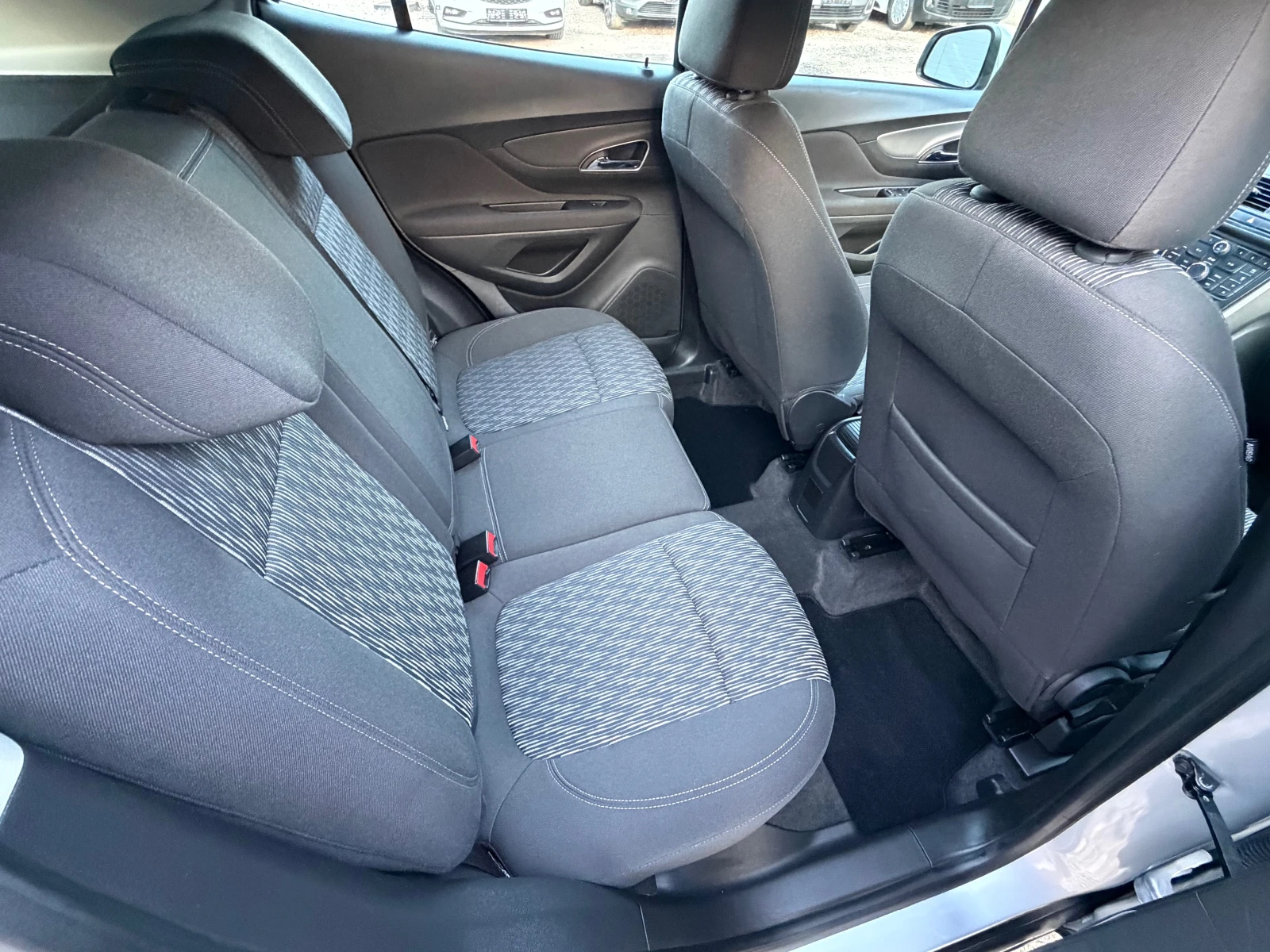 Opel Mokka 1.7CDTI* COSMO* KOJA* TOP* EVRO5, снимка 8 - Автомобили и джипове - 55006256
